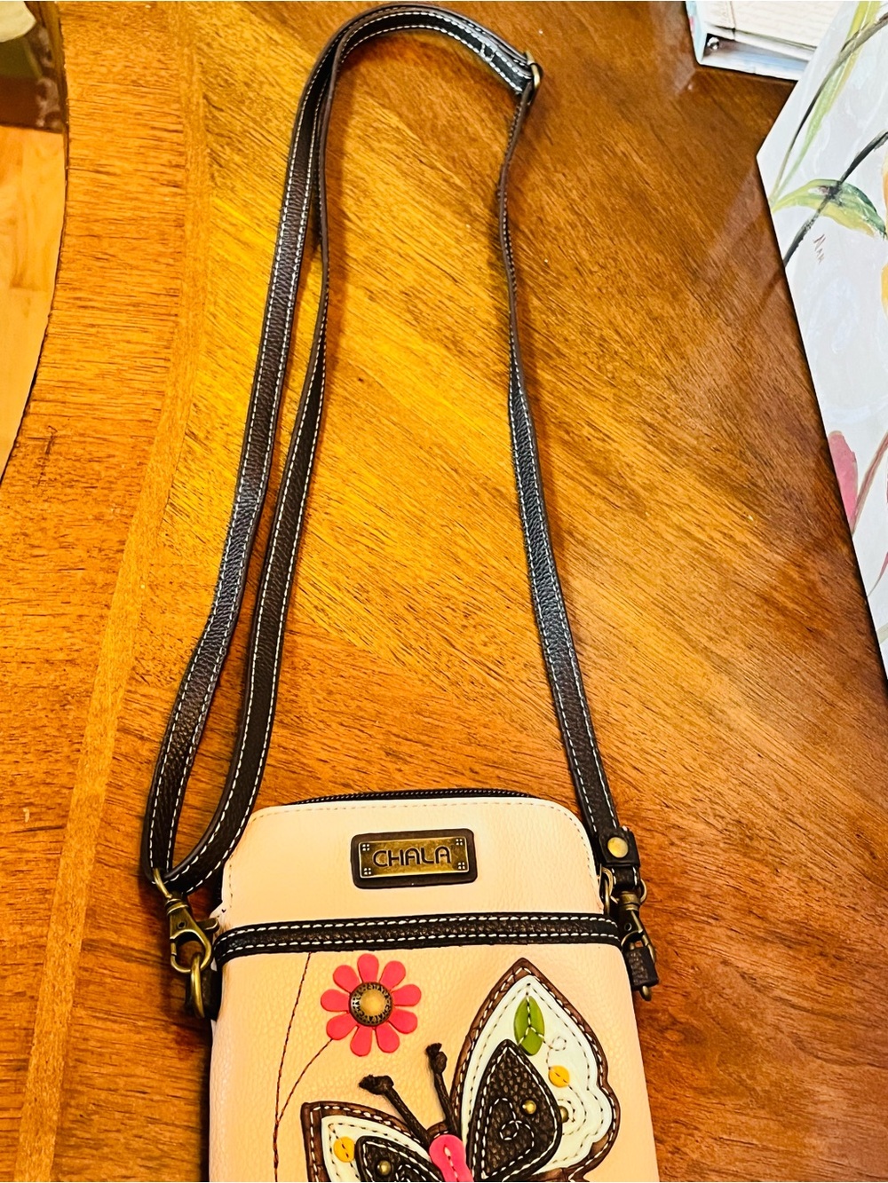 Chala Cream Crossbody Cell Phone Bag with Pink & Brown Butterfly Appliqué (NWOT) - Picture 13 of 13